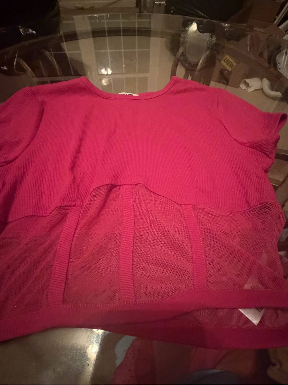 Womenโs Fuchsia Short Sleeve Mesh-Back Tee